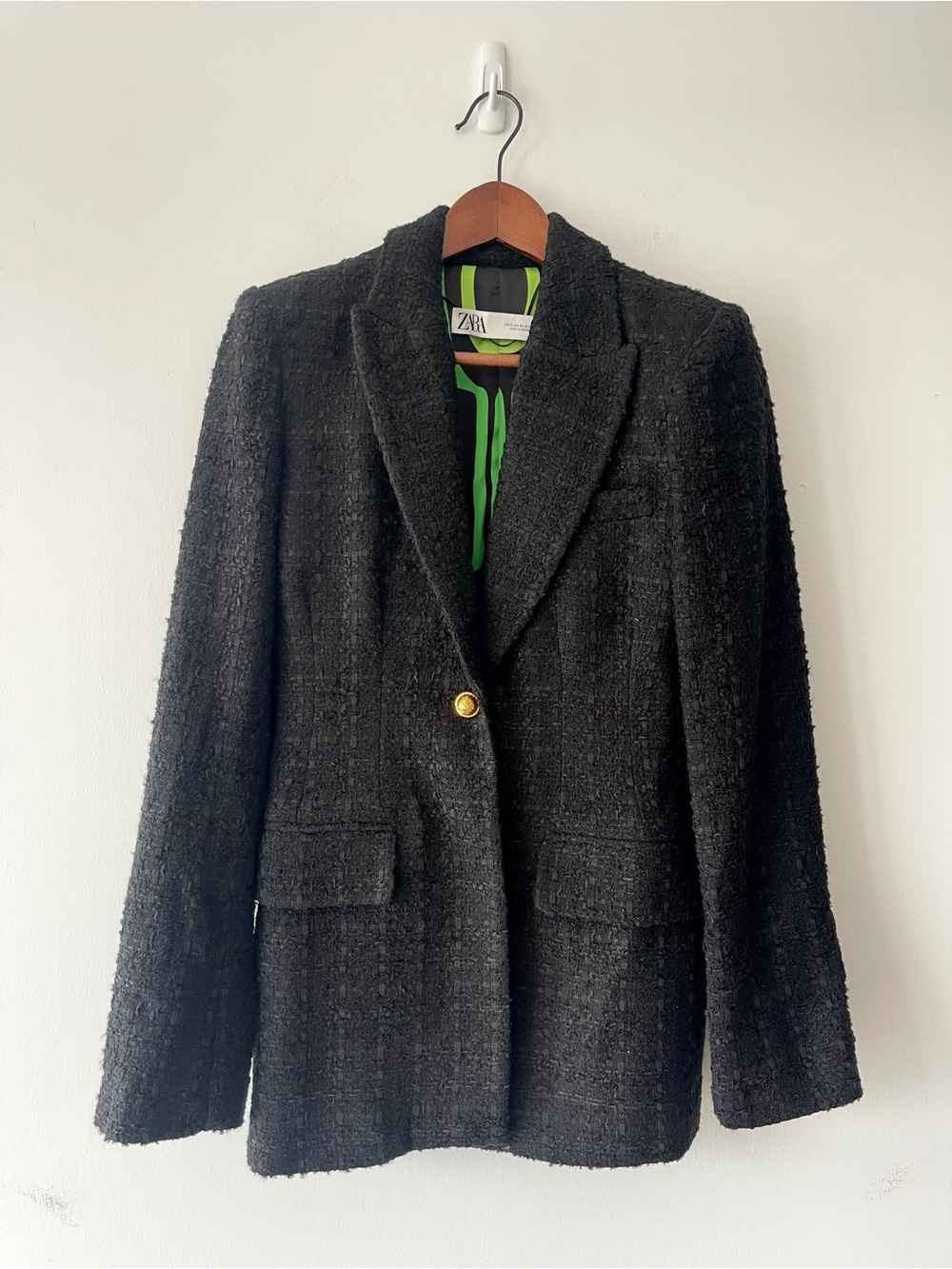 Zara Black Bouclé Tailored Blazer tweed gold button sz XS